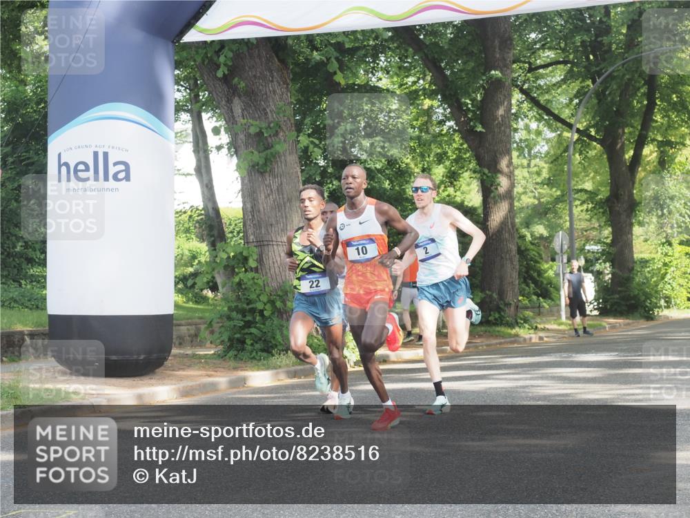 29.06.2025 - hella hamburg halbmarathon KatJ http://msf.ph/oto/8238516 29.06.2025 09:55:13 Zwischen KM18-KM19 2, 7, 22 meine-sportfotos.de