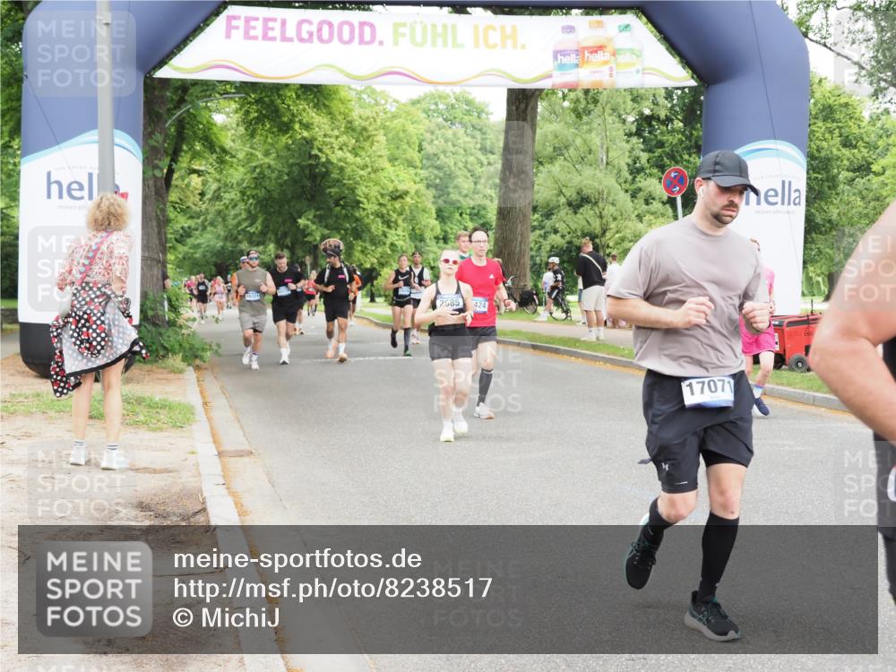 29.06.2025 - hella hamburg halbmarathon MichiJ http://msf.ph/oto/8238517 29.06.2025 10:50:14 Zwischen KM18-KM19 2424, 2685, 4328, 9306, 11180, 11208, 12315, 12316, 13958, 14493, 15908, 16367, 16478, 17071 meine-sportfotos.de