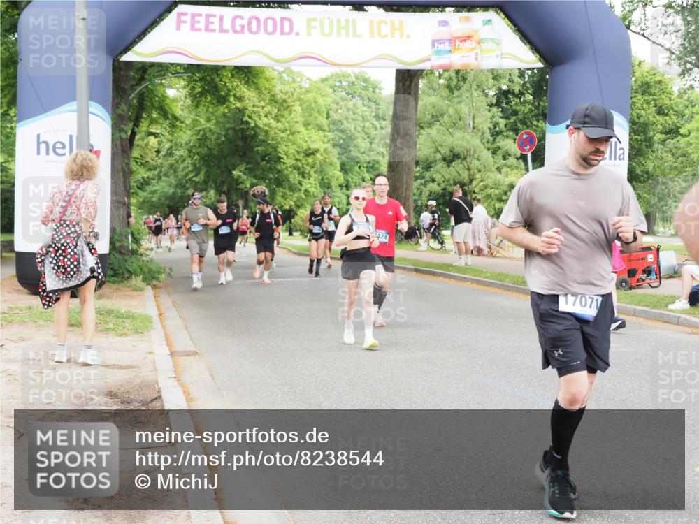 29.06.2025 - hella hamburg halbmarathon MichiJ http://msf.ph/oto/8238544 29.06.2025 10:50:14 Zwischen KM18-KM19 2424, 2685, 4328, 9306, 11180, 11208, 12315, 12316, 13958, 14493, 15908, 16367, 16478, 17071 meine-sportfotos.de