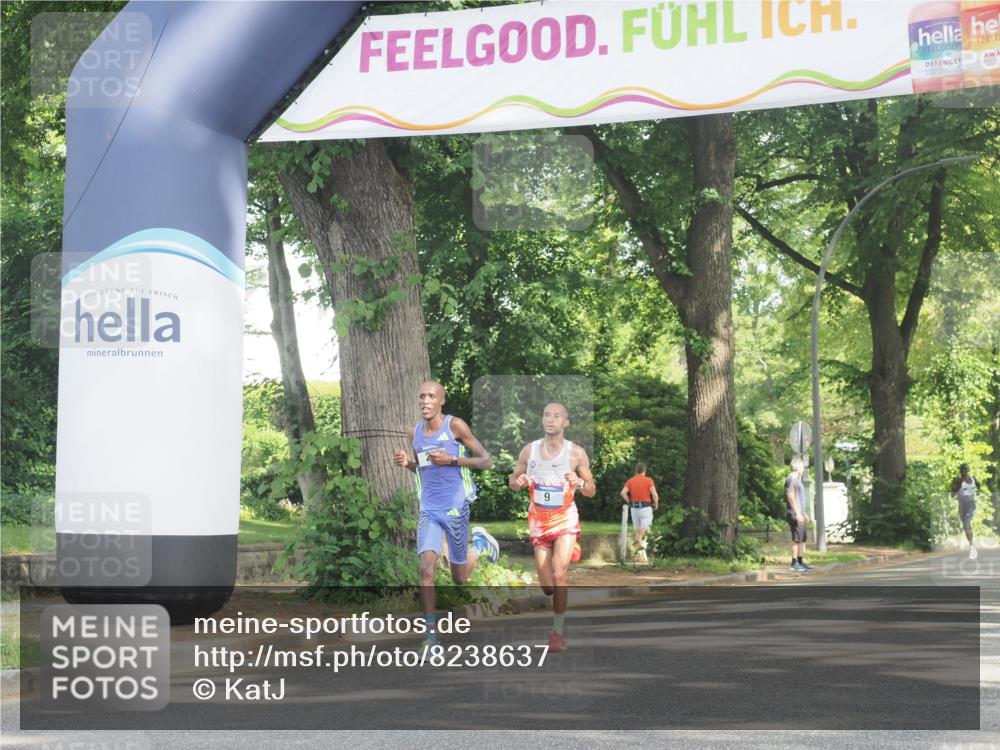 29.06.2025 - hella hamburg halbmarathon KatJ http://msf.ph/oto/8238637 29.06.2025 09:55:21 Zwischen KM18-KM19 2, 22 meine-sportfotos.de
