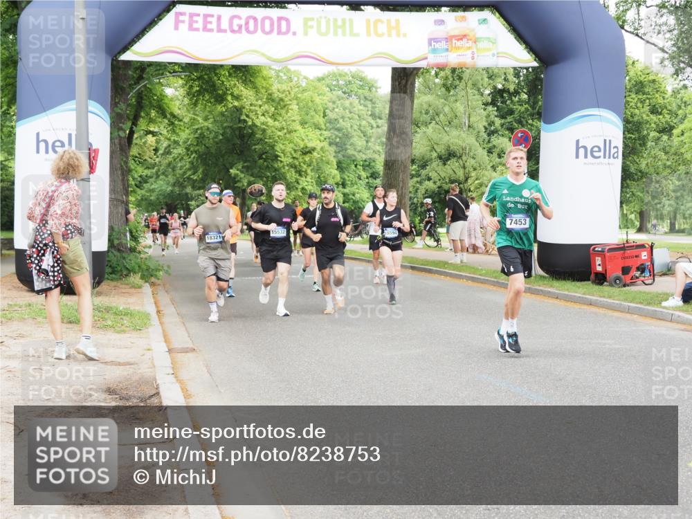 29.06.2025 - hella hamburg halbmarathon MichiJ http://msf.ph/oto/8238753 29.06.2025 10:50:16 Zwischen KM18-KM19 2424, 2685, 4328, 7290, 7453, 11208, 12315, 12316, 14493, 16367, 16478, 17071 meine-sportfotos.de