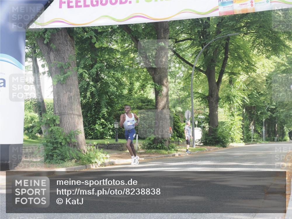 29.06.2025 - hella hamburg halbmarathon KatJ http://msf.ph/oto/8238838 29.06.2025 09:55:25 Zwischen KM18-KM19 9, 23 meine-sportfotos.de