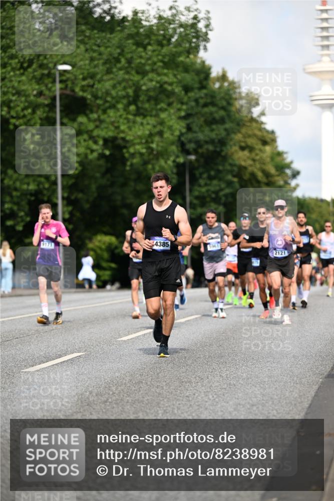 29.06.2025 - hella hamburg halbmarathon Dr. Thomas Lammeyer http://msf.ph/oto/8238981 29.06.2025 09:50:52 Kennedybrücke 1002, 1217, 2121, 2228, 2404, 2563, 2774, 2851, 3783, 3790, 4246, 4740, 5961, 6032, 6915, 7972, 8366, 8395, 9171, 10771, 11055 meine-sportfotos.de