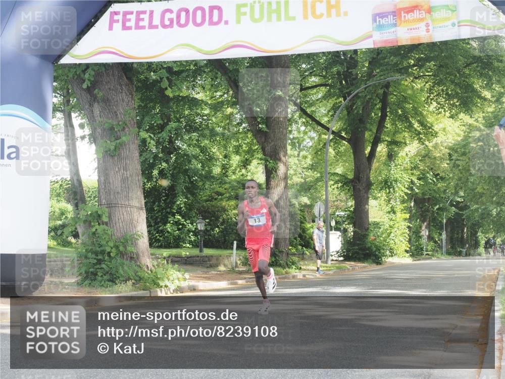 29.06.2025 - hella hamburg halbmarathon KatJ http://msf.ph/oto/8239108 29.06.2025 09:55:45 Zwischen KM18-KM19  meine-sportfotos.de