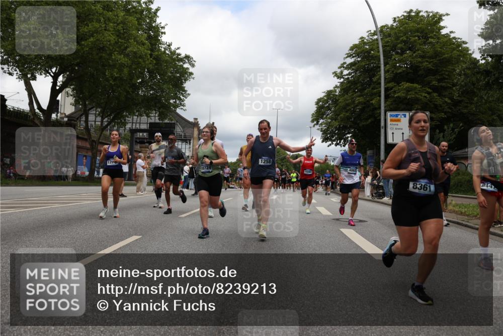 29.06.2025 - hella hamburg halbmarathon Yannick Fuchs http://msf.ph/oto/8239213 29.06.2025 10:47:17 20KM 1061, 1258, 1499, 1706, 1783, 2074, 2082, 2099, 2346, 2910, 3059, 3208, 3209, 3334, 4065, 4419, 4635, 4770, 5077, 5907, 6198, 6628, 6877, 7177, 7509, 7864, 8273, 8361, 8390, 8651, 9065, 9142, 9163, 9537, 10549, 10724, 10891, 10895, 11588, 11589, 11604, 11689, 11992, 12155, 12413, 12490, 12875, 12910, 13289, 13997, 14323, 15061, 15126, 15179, 15430, 15497, 15681, 16467, 16538, 16986, 18134, 18590, 18720, 18901, 19244 meine-sportfotos.de