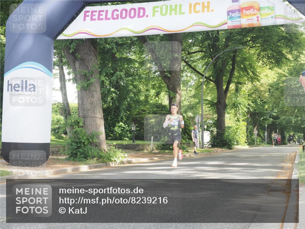 29.06.2025 - hella hamburg halbmarathon KatJ http://msf.ph/oto/8239216 29.06.2025 09:56:07 Zwischen KM18-KM19  meine-sportfotos.de