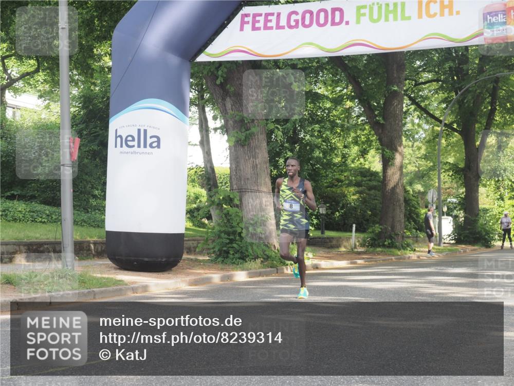 29.06.2025 - hella hamburg halbmarathon KatJ http://msf.ph/oto/8239314 29.06.2025 09:56:18 Zwischen KM18-KM19 8 meine-sportfotos.de