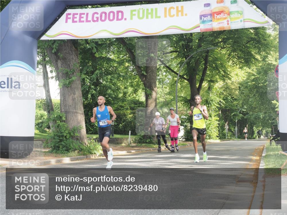 29.06.2025 - hella hamburg halbmarathon KatJ http://msf.ph/oto/8239480 29.06.2025 09:56:26 Zwischen KM18-KM19 8, 59 meine-sportfotos.de