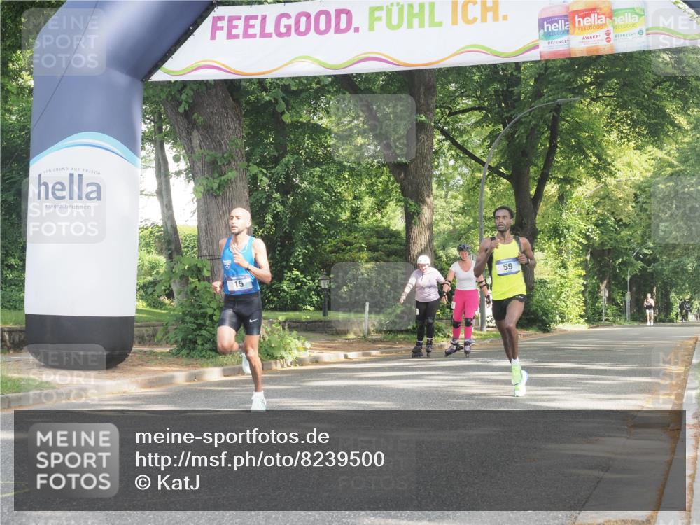 29.06.2025 - hella hamburg halbmarathon KatJ http://msf.ph/oto/8239500 29.06.2025 09:56:26 Zwischen KM18-KM19 8, 59 meine-sportfotos.de