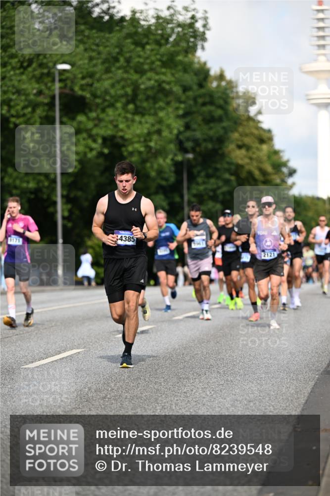 29.06.2025 - hella hamburg halbmarathon Dr. Thomas Lammeyer http://msf.ph/oto/8239548 29.06.2025 09:50:53 Kennedybrücke 1002, 1217, 2121, 2228, 2404, 2563, 2774, 3783, 4246, 4740, 5961, 6915, 7972, 8366, 8395, 9171, 10771, 11055 meine-sportfotos.de
