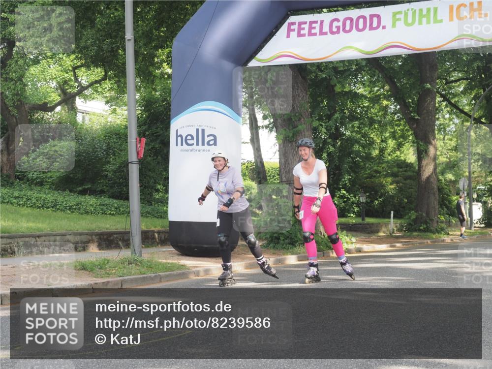 29.06.2025 - hella hamburg halbmarathon KatJ http://msf.ph/oto/8239586 29.06.2025 09:56:29 Zwischen KM18-KM19 15, 59 meine-sportfotos.de