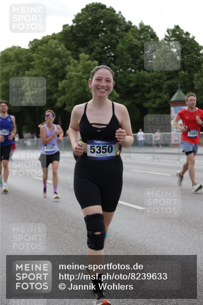 29.06.2025 - hella hamburg halbmarathon Jannik Wohlers http://msf.ph/oto/8239633 29.06.2025 10:29:27 Lombardsbrücke 1097, 1694, 2302, 2699, 3613, 4395, 4580, 5063, 5322, 5350, 8388, 8941, 9095, 9937, 10162, 11376, 11444, 11634, 12216, 12227, 12305, 12537, 13031, 13810, 15266, 17529, 18385 meine-sportfotos.de