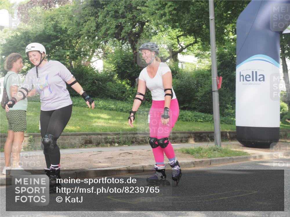 29.06.2025 - hella hamburg halbmarathon KatJ http://msf.ph/oto/8239765 29.06.2025 09:56:31 Zwischen KM18-KM19 15, 59 meine-sportfotos.de