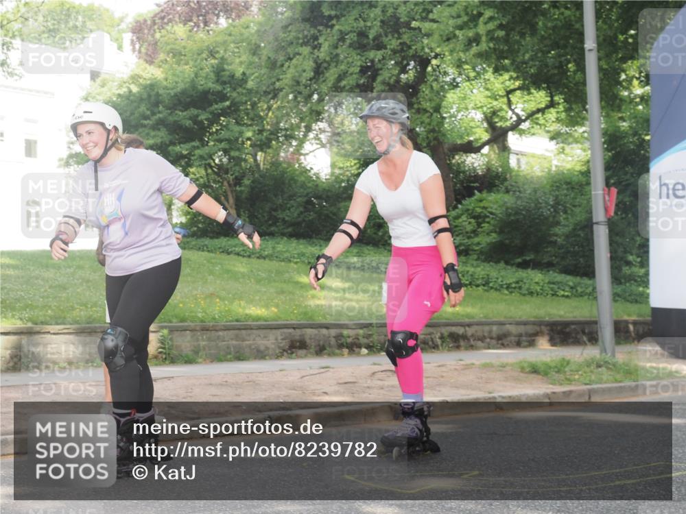 29.06.2025 - hella hamburg halbmarathon KatJ http://msf.ph/oto/8239782 29.06.2025 09:56:31 Zwischen KM18-KM19 15, 59 meine-sportfotos.de