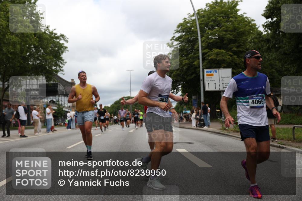 29.06.2025 - hella hamburg halbmarathon Yannick Fuchs http://msf.ph/oto/8239950 29.06.2025 10:47:18 20KM 1061, 1258, 1499, 1706, 1783, 2074, 2082, 2099, 2346, 2910, 3059, 3208, 3209, 3334, 4065, 4419, 4635, 4770, 5077, 6198, 6628, 6877, 7177, 7509, 7864, 8273, 8361, 8390, 8651, 9065, 9142, 9163, 9537, 10549, 10724, 10891, 10895, 11588, 11589, 11604, 11689, 11992, 12155, 12413, 12490, 12875, 12910, 13289, 13997, 14323, 15061, 15126, 15179, 15430, 15497, 15681, 16538, 16986, 18134, 18590, 18720, 18901, 19244 meine-sportfotos.de