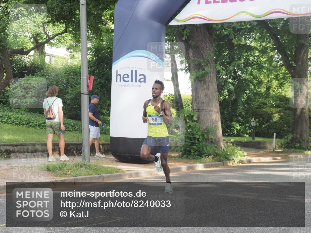 29.06.2025 - hella hamburg halbmarathon KatJ http://msf.ph/oto/8240033 29.06.2025 09:56:53 Zwischen KM18-KM19  meine-sportfotos.de