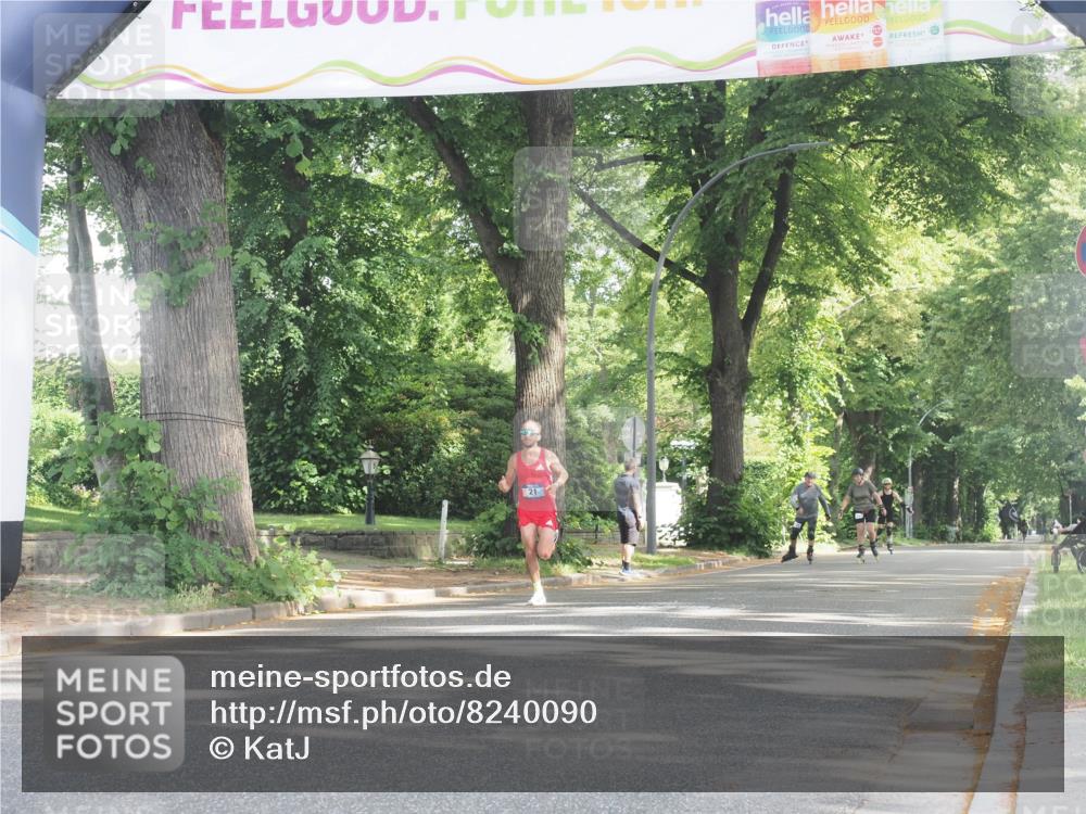 29.06.2025 - hella hamburg halbmarathon KatJ http://msf.ph/oto/8240090 29.06.2025 09:57:18 Zwischen KM18-KM19  meine-sportfotos.de