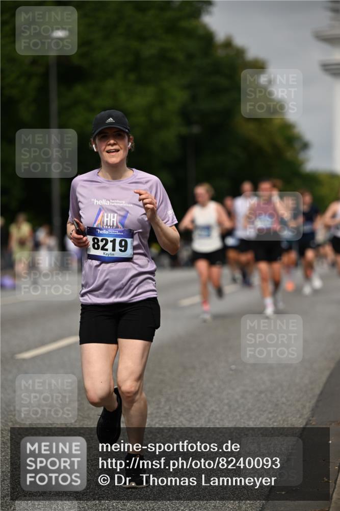 29.06.2025 - hella hamburg halbmarathon Dr. Thomas Lammeyer http://msf.ph/oto/8240093 29.06.2025 10:13:59 Kennedybrücke 1483, 1513, 1573, 1838, 3921, 4389, 5511, 7042, 7250, 7333, 7636, 7685, 8090, 8219, 8890, 9366, 9434, 9674, 9681, 9816, 10036, 10943, 11027, 11180 meine-sportfotos.de