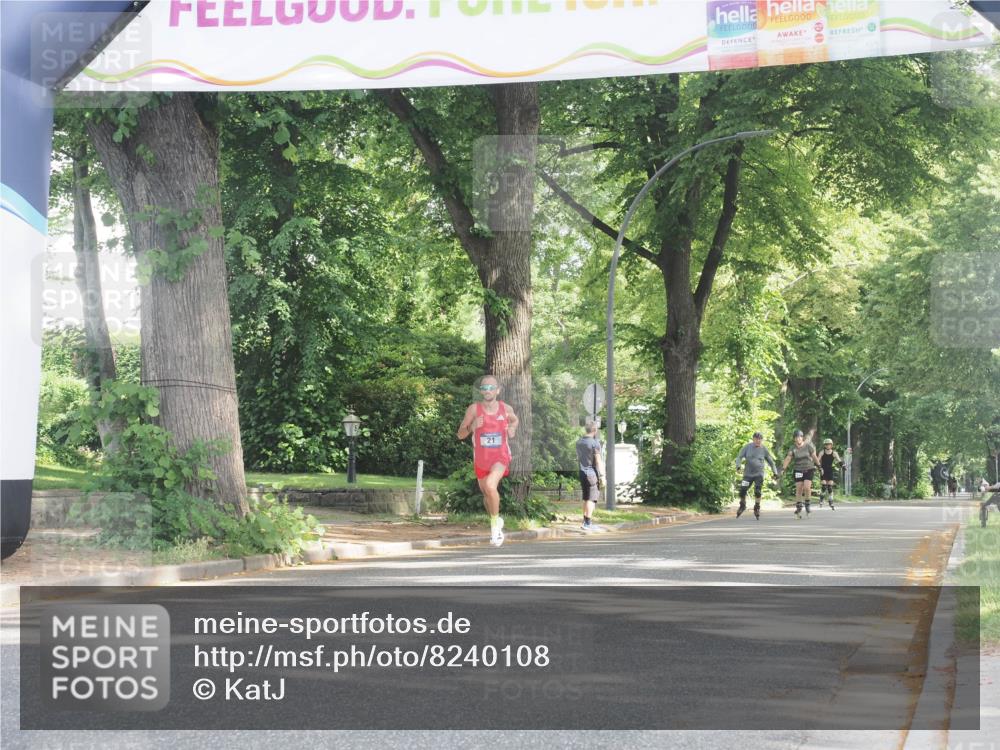 29.06.2025 - hella hamburg halbmarathon KatJ http://msf.ph/oto/8240108 29.06.2025 09:57:18 Zwischen KM18-KM19  meine-sportfotos.de