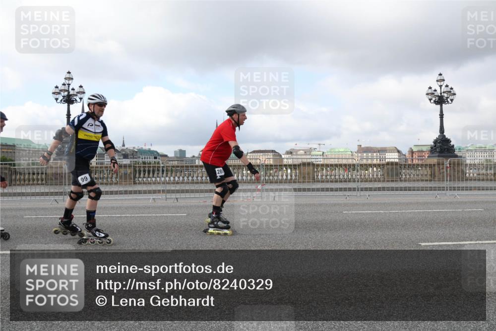 29.06.2025 - hella hamburg halbmarathon Lena Gebhardt http://msf.ph/oto/8240329 29.06.2025 09:02:12 Lombardsbrücke  meine-sportfotos.de