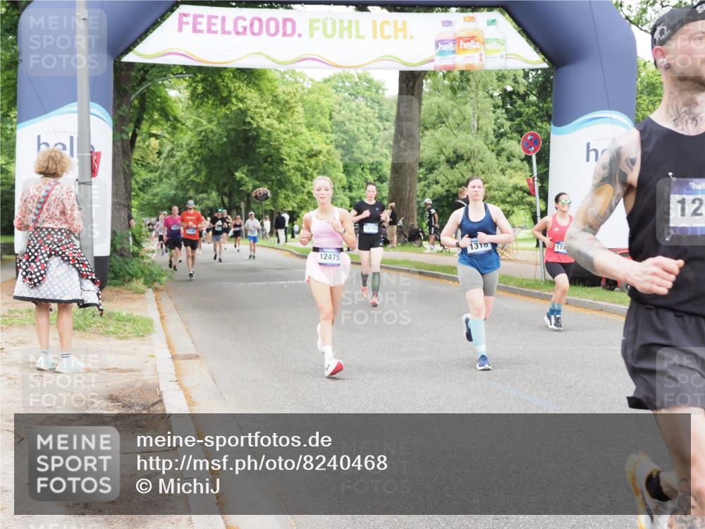 29.06.2025 - hella hamburg halbmarathon MichiJ http://msf.ph/oto/8240468 29.06.2025 10:50:27 Zwischen KM18-KM19 1316, 3919, 12008, 12475, 12646, 15698, 16688, 17437, 17895 meine-sportfotos.de