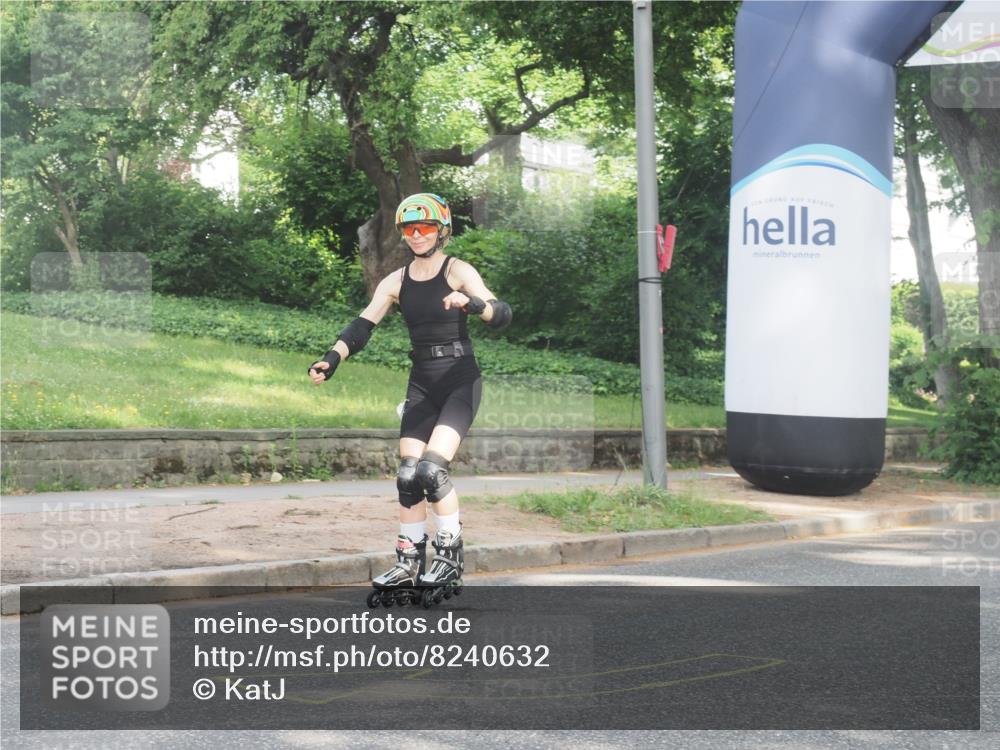 29.06.2025 - hella hamburg halbmarathon KatJ http://msf.ph/oto/8240632 29.06.2025 09:57:29 Zwischen KM18-KM19 21 meine-sportfotos.de