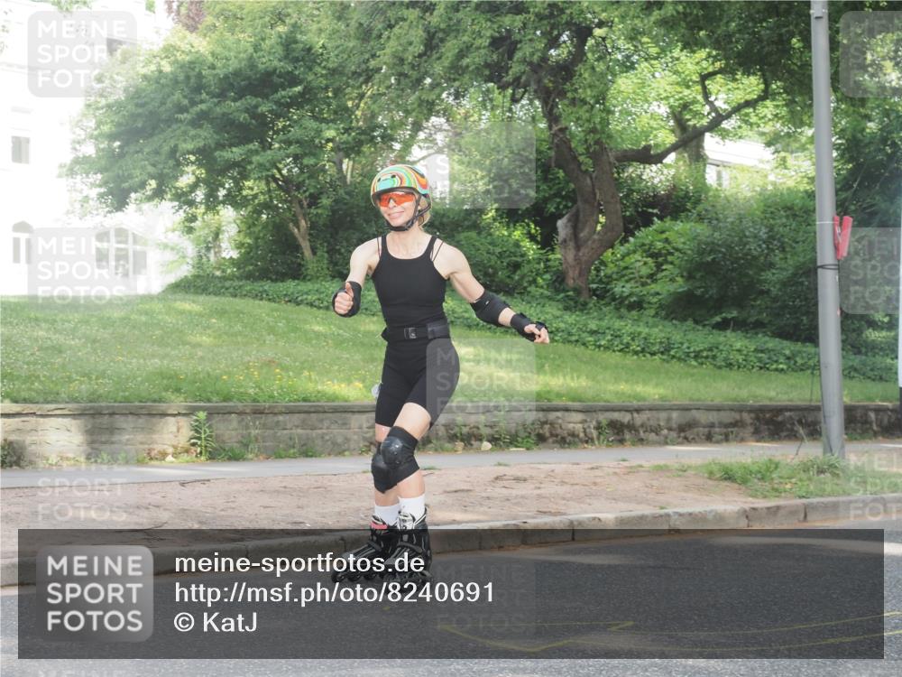 29.06.2025 - hella hamburg halbmarathon KatJ http://msf.ph/oto/8240691 29.06.2025 09:57:29 Zwischen KM18-KM19 21 meine-sportfotos.de