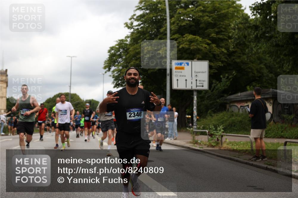 29.06.2025 - hella hamburg halbmarathon Yannick Fuchs http://msf.ph/oto/8240809 29.06.2025 10:47:23 20KM 1061, 1151, 1258, 1499, 1706, 1727, 1783, 2074, 2082, 2099, 2346, 2910, 3059, 3208, 3209, 3334, 4065, 4635, 4770, 5077, 5866, 6198, 6481, 6628, 6629, 6762, 6877, 6942, 7177, 7509, 7864, 7918, 8361, 8390, 8447, 9142, 9537, 10549, 10724, 10891, 10895, 11992, 12379, 12413, 12490, 12875, 12909, 12910, 13032, 13289, 13997, 14323, 15061, 15126, 15179, 15430, 15497, 16477, 16538, 16986, 18134, 18487, 18590, 18720, 18901, 19244 meine-sportfotos.de