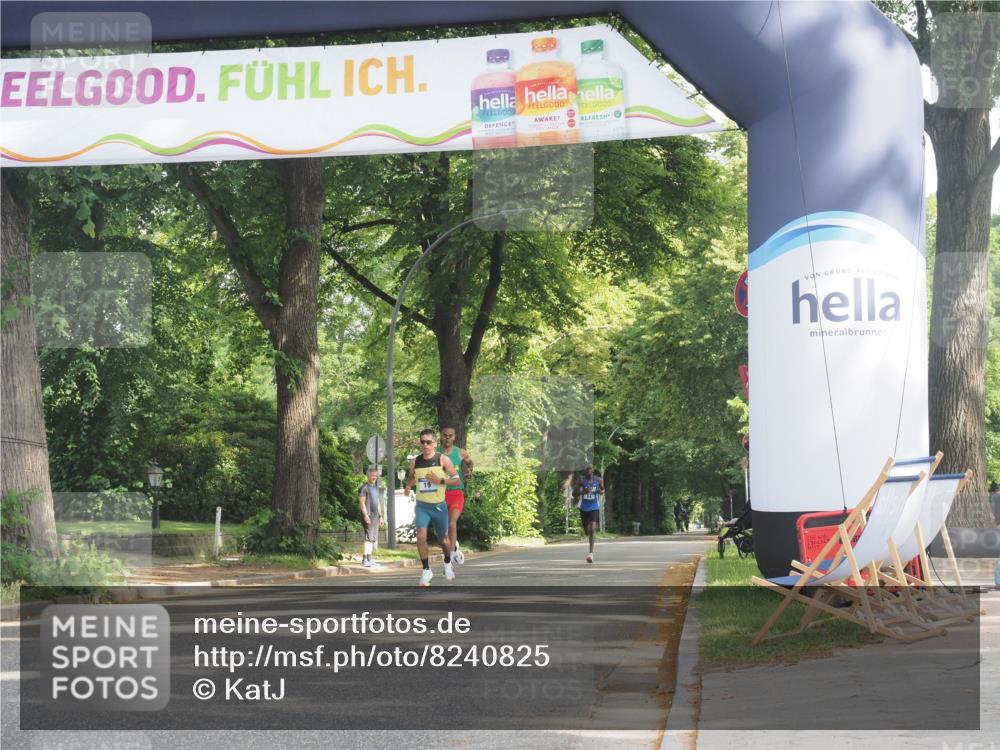 29.06.2025 - hella hamburg halbmarathon KatJ http://msf.ph/oto/8240825 29.06.2025 09:57:47 Zwischen KM18-KM19  meine-sportfotos.de