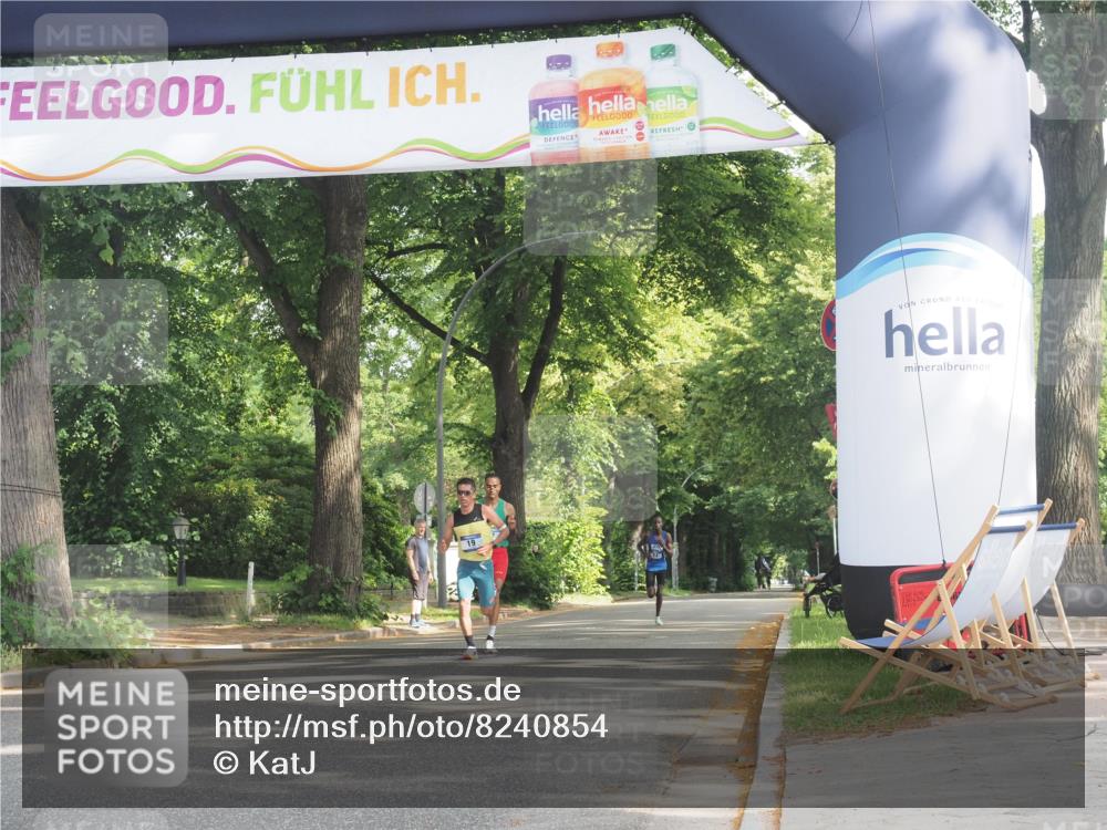 29.06.2025 - hella hamburg halbmarathon KatJ http://msf.ph/oto/8240854 29.06.2025 09:57:47 Zwischen KM18-KM19  meine-sportfotos.de