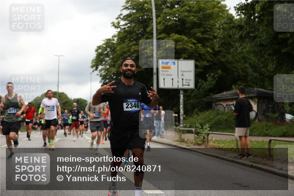 29.06.2025 - hella hamburg halbmarathon Yannick Fuchs http://msf.ph/oto/8240871 29.06.2025 10:47:24 20KM 1061, 1151, 1499, 1706, 1727, 1783, 2074, 2082, 2099, 2346, 2910, 3059, 3208, 3209, 3334, 4065, 4635, 4770, 5077, 5866, 6198, 6481, 6628, 6629, 6762, 6877, 6942, 7177, 7509, 7864, 7918, 8390, 8447, 9142, 9537, 10549, 10724, 10891, 10895, 11992, 12379, 12413, 12490, 12875, 12909, 12910, 13032, 13289, 13997, 14323, 15061, 15126, 15179, 15430, 15497, 15502, 16477, 16538, 16986, 18134, 18487, 18590, 18720, 19244 meine-sportfotos.de