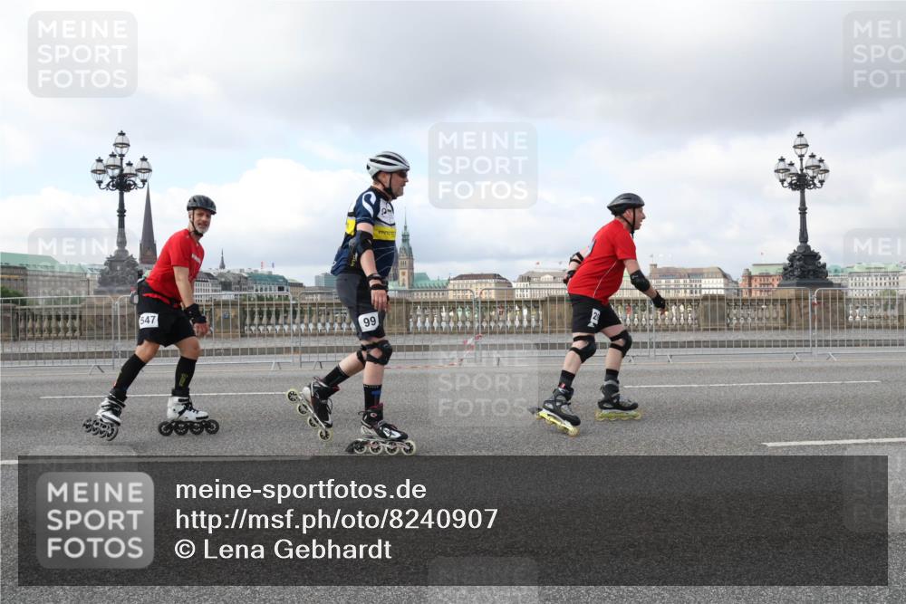 29.06.2025 - hella hamburg halbmarathon Lena Gebhardt http://msf.ph/oto/8240907 29.06.2025 09:02:12 Lombardsbrücke  meine-sportfotos.de