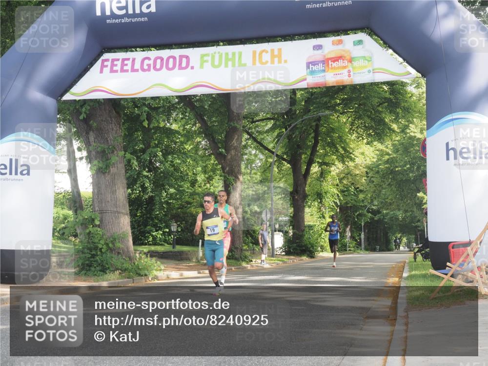 29.06.2025 - hella hamburg halbmarathon KatJ http://msf.ph/oto/8240925 29.06.2025 09:57:48 Zwischen KM18-KM19 19 meine-sportfotos.de
