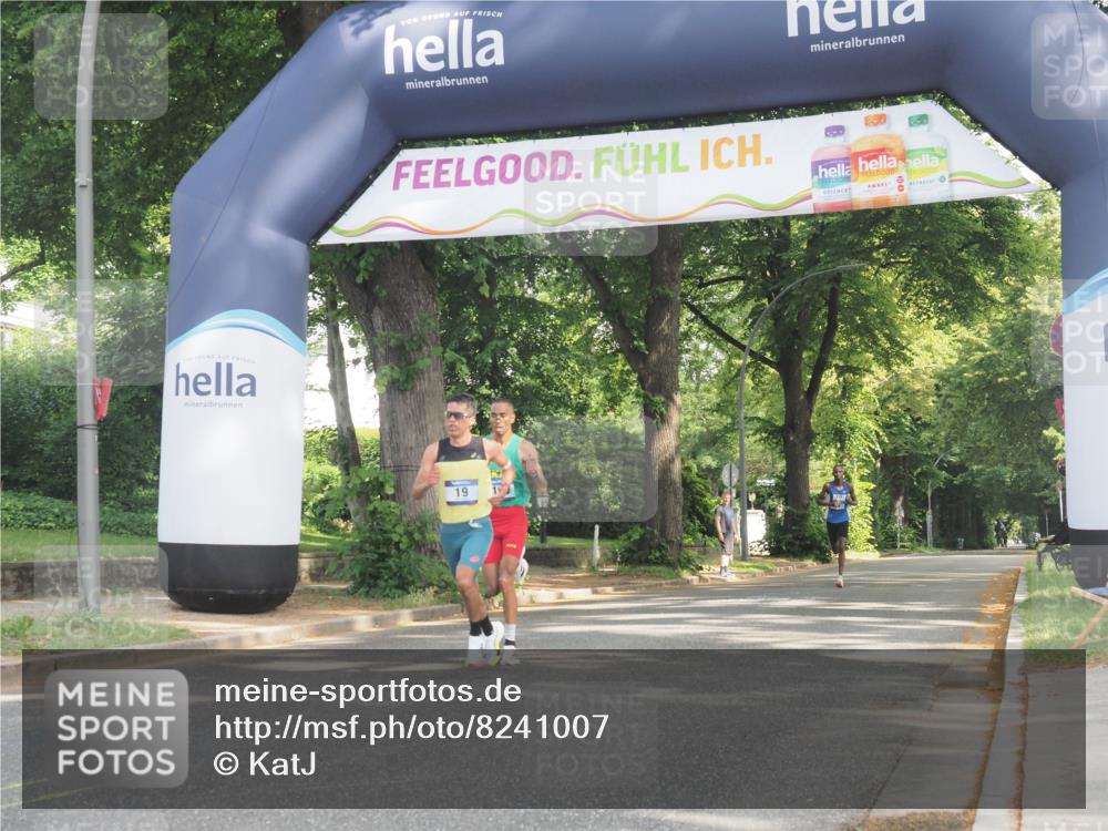 29.06.2025 - hella hamburg halbmarathon KatJ http://msf.ph/oto/8241007 29.06.2025 09:57:49 Zwischen KM18-KM19 17, 19 meine-sportfotos.de