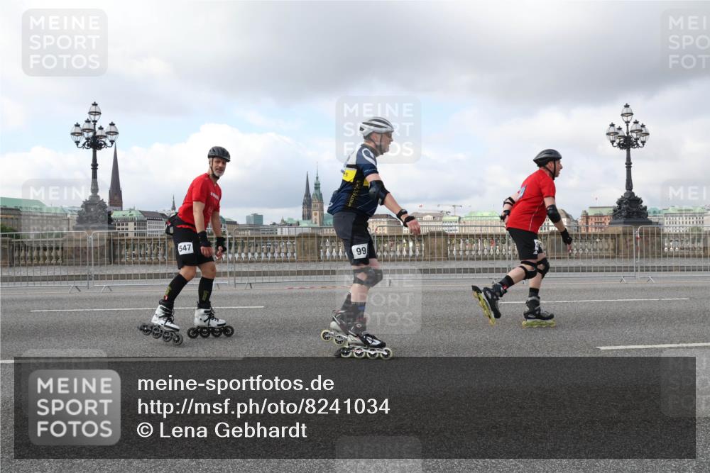 29.06.2025 - hella hamburg halbmarathon Lena Gebhardt http://msf.ph/oto/8241034 29.06.2025 09:02:12 Lombardsbrücke  meine-sportfotos.de