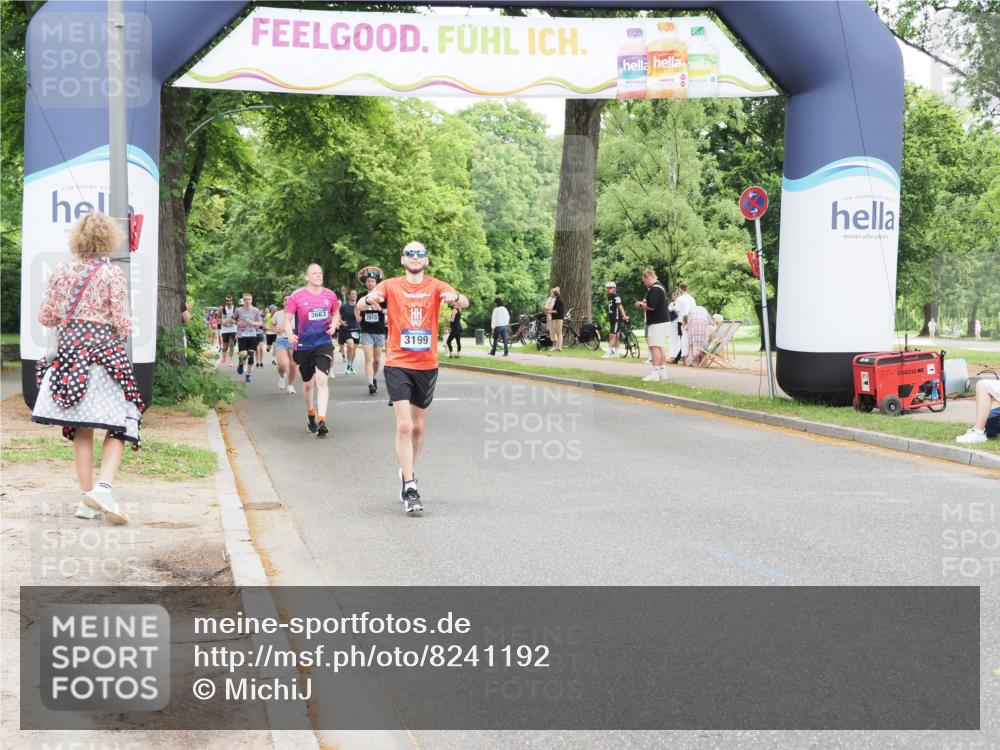 29.06.2025 - hella hamburg halbmarathon MichiJ http://msf.ph/oto/8241192 29.06.2025 10:50:32 Zwischen KM18-KM19 1316, 3199, 12475, 12646, 16688, 17437, 18324 meine-sportfotos.de