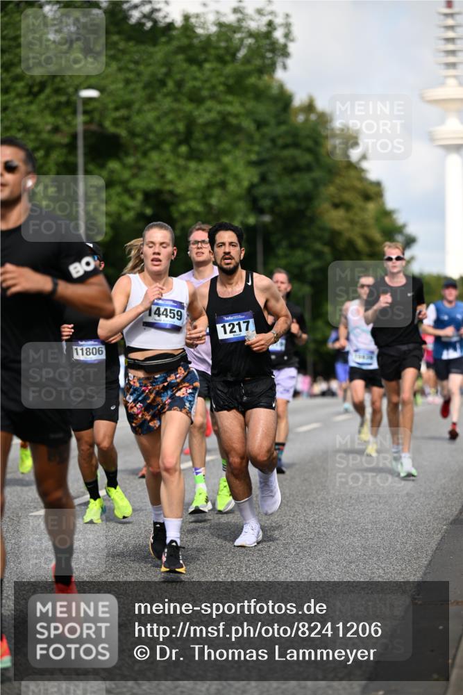 29.06.2025 - hella hamburg halbmarathon Dr. Thomas Lammeyer http://msf.ph/oto/8241206 29.06.2025 09:50:58 Kennedybrücke 1217, 2121, 2196, 2404, 2774, 3783, 4246, 4602, 5961, 6915, 8366, 8395, 8901, 9171 meine-sportfotos.de