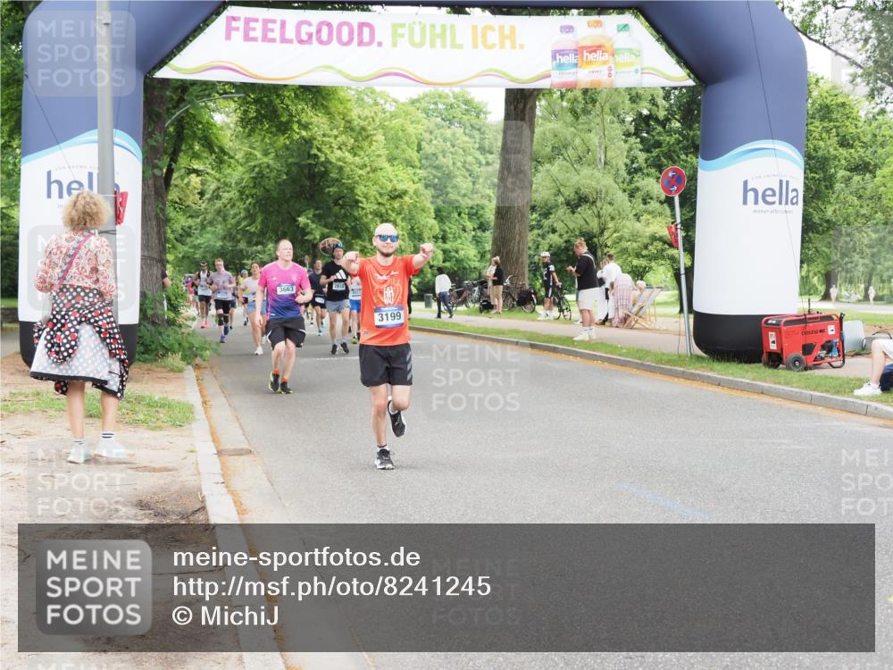 29.06.2025 - hella hamburg halbmarathon MichiJ http://msf.ph/oto/8241245 29.06.2025 10:50:32 Zwischen KM18-KM19 1316, 3199, 12475, 12646, 16688, 17437, 18324 meine-sportfotos.de