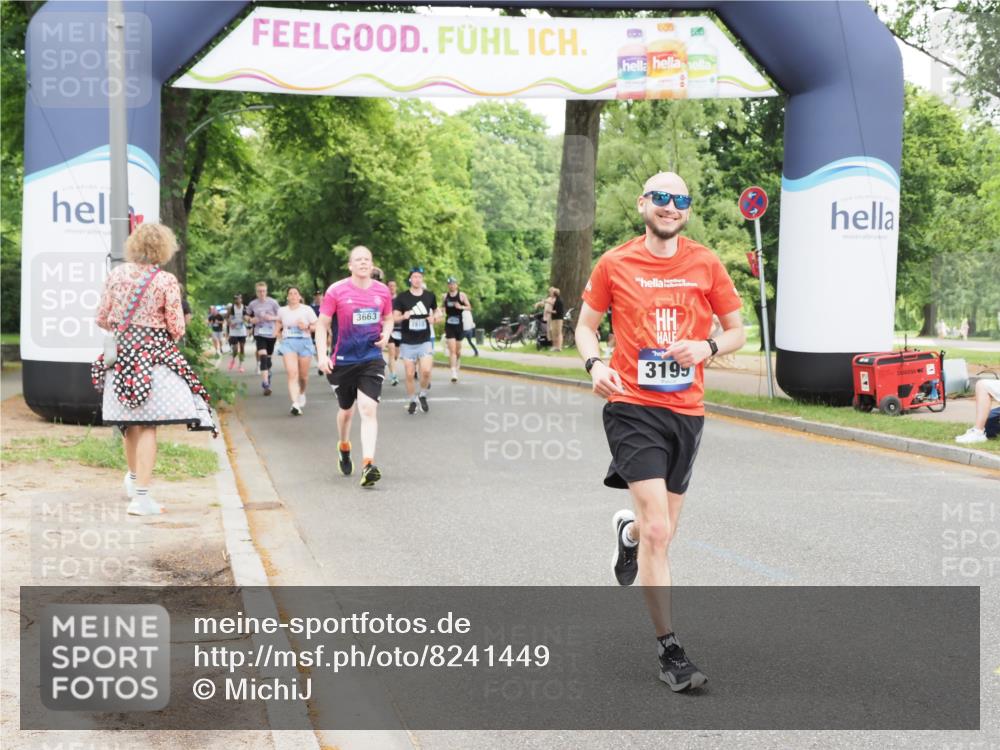 29.06.2025 - hella hamburg halbmarathon MichiJ http://msf.ph/oto/8241449 29.06.2025 10:50:33 Zwischen KM18-KM19 1316, 3199, 12475, 12571, 17437, 18324 meine-sportfotos.de