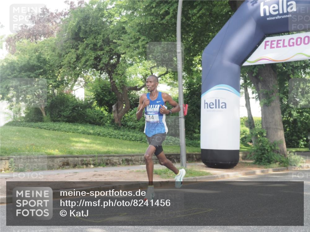 29.06.2025 - hella hamburg halbmarathon KatJ http://msf.ph/oto/8241456 29.06.2025 09:57:53 Zwischen KM18-KM19 14, 17, 19 meine-sportfotos.de
