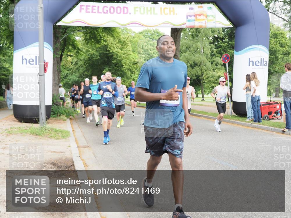 29.06.2025 - hella hamburg halbmarathon MichiJ http://msf.ph/oto/8241469 29.06.2025 10:27:47 Zwischen KM18-KM19 1445, 4381, 6037, 8450, 8958, 11447, 12915, 13029, 14093, 14272, 15257, 15873 meine-sportfotos.de