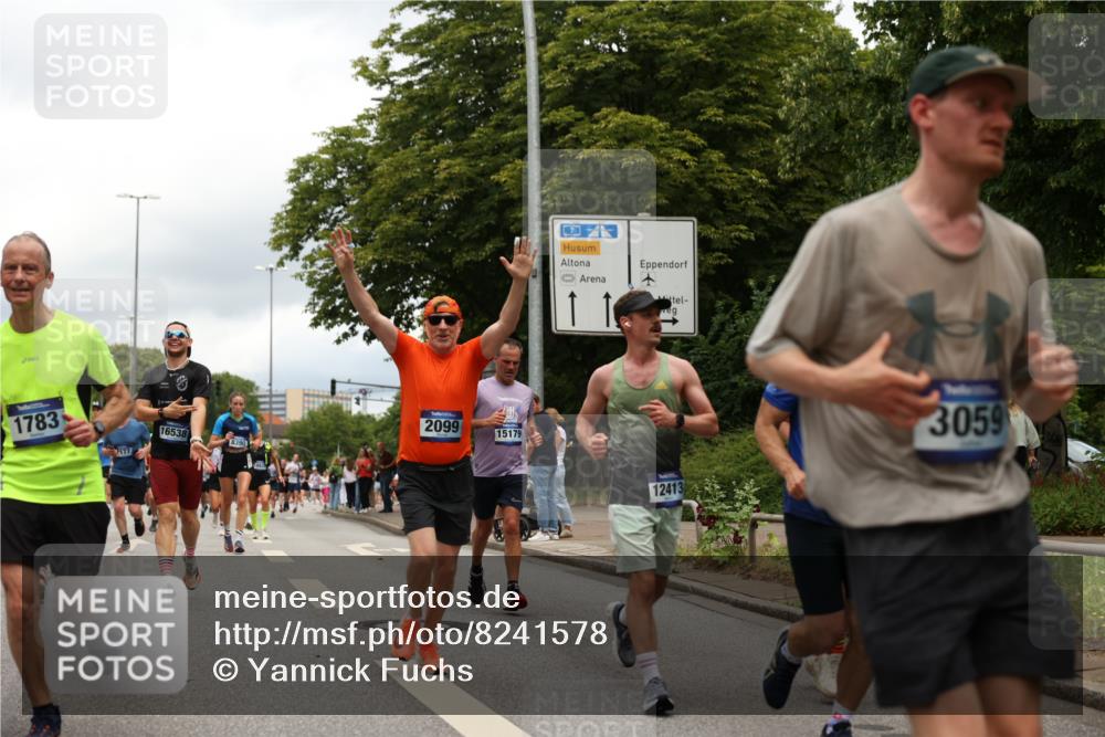 29.06.2025 - hella hamburg halbmarathon Yannick Fuchs http://msf.ph/oto/8241578 29.06.2025 10:47:26 20KM 1030, 1061, 1151, 1499, 1706, 1727, 1783, 2074, 2082, 2099, 2346, 3059, 3208, 3209, 3334, 4065, 4635, 4770, 5077, 5638, 5866, 6198, 6481, 6628, 6629, 6762, 6877, 6942, 7177, 7274, 7509, 7864, 7918, 8335, 8390, 8447, 9142, 9537, 10549, 10891, 10895, 11992, 12379, 12413, 12490, 12875, 12909, 13032, 13289, 13865, 13997, 14323, 15061, 15126, 15179, 15497, 15502, 16477, 16538, 16986, 18134, 18487, 18590, 18720 meine-sportfotos.de