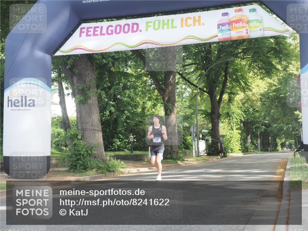 29.06.2025 - hella hamburg halbmarathon KatJ http://msf.ph/oto/8241622 29.06.2025 09:58:21 Zwischen KM18-KM19  meine-sportfotos.de