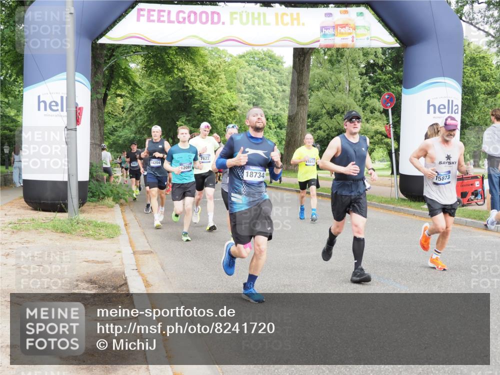 29.06.2025 - hella hamburg halbmarathon MichiJ http://msf.ph/oto/8241720 29.06.2025 10:27:48 Zwischen KM18-KM19 1445, 4381, 6037, 7622, 8450, 8958, 11447, 12915, 13029, 14093, 15257, 15866, 15873, 18547, 18734 meine-sportfotos.de