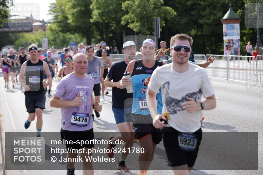 29.06.2025 - hella hamburg halbmarathon Jannik Wohlers http://msf.ph/oto/8241780 29.06.2025 09:54:37 Lombardsbrücke 1200, 2367, 2592, 2596, 2816, 3208, 3209, 3258, 4121, 4832, 5399, 5638, 5705, 6027, 6290, 6389, 6923, 6991, 7335, 7659, 7908, 8371, 8437, 8487, 8657, 8981, 9031, 9032, 9093, 9159, 9476, 9661, 9710, 9869, 9931, 10122, 10868, 11125, 11333, 12094, 12161, 12269, 12657, 12670, 13147, 13666, 13698, 13726, 14814, 15350, 15430, 15478, 15479, 15512, 15684, 15871, 16062, 16086, 16089, 16110, 16127, 16403, 16513, 16538, 16907, 17008, 17499, 17544, 17674, 17912, 18118, 18190 meine-sportfotos.de