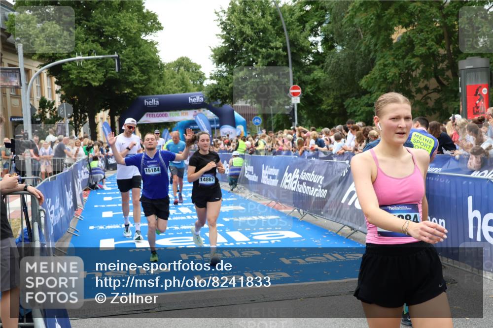 29.06.2025 - hella hamburg halbmarathon Zöllner http://msf.ph/oto/8241833 29.06.2025 10:56:06 Ziel 1180, 3042, 3058, 5570, 7594, 12545, 14867, 15184, 15868, 16176, 17640, 17642, 18212 meine-sportfotos.de