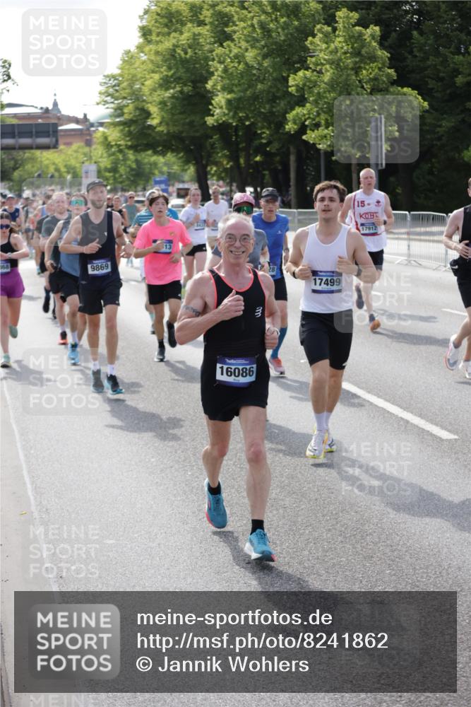 29.06.2025 - hella hamburg halbmarathon Jannik Wohlers http://msf.ph/oto/8241862 29.06.2025 09:54:40 Lombardsbrücke 1200, 2592, 2596, 2816, 3208, 3209, 3258, 4121, 4832, 5399, 5638, 5705, 6027, 6290, 6389, 6923, 6991, 7335, 7659, 7908, 8371, 8437, 8487, 8693, 8889, 9031, 9032, 9093, 9159, 9476, 9661, 9869, 9931, 10122, 10868, 11125, 11185, 11333, 12016, 12094, 12161, 12657, 13147, 13666, 13698, 14814, 15350, 15430, 15512, 15681, 15684, 15871, 16062, 16086, 16089, 16103, 16110, 16127, 16403, 16513, 16538, 16907, 17008, 17221, 17499, 17544, 17674, 17912, 18118, 18190 meine-sportfotos.de