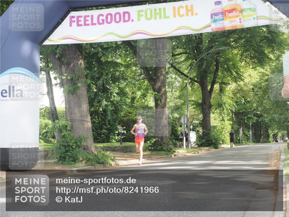 29.06.2025 - hella hamburg halbmarathon KatJ http://msf.ph/oto/8241966 29.06.2025 10:01:02 Zwischen KM18-KM19  meine-sportfotos.de
