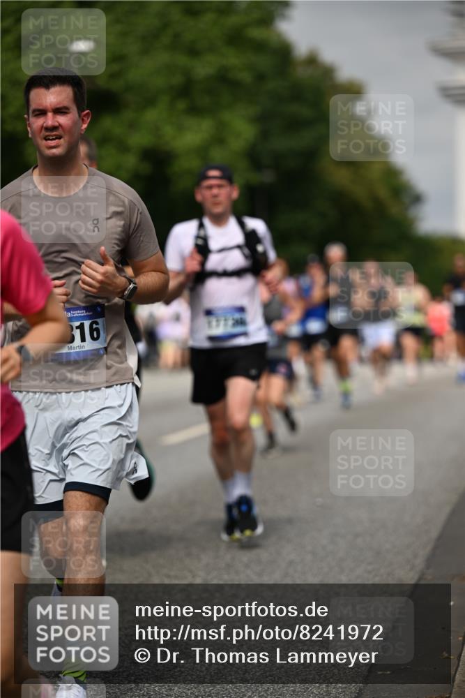 29.06.2025 - hella hamburg halbmarathon Dr. Thomas Lammeyer http://msf.ph/oto/8241972 29.06.2025 10:14:10 Kennedybrücke 1456, 1483, 1513, 1573, 4389, 7042, 7058, 7250, 7685, 8090, 8219, 8890, 9681, 9816, 9988, 11027, 11180 meine-sportfotos.de