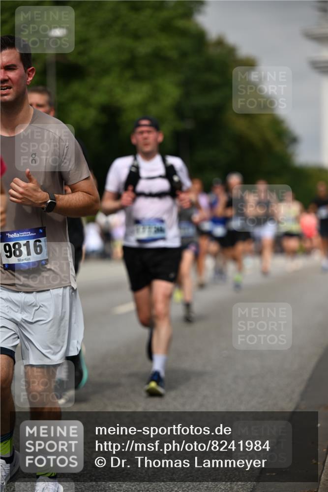 29.06.2025 - hella hamburg halbmarathon Dr. Thomas Lammeyer http://msf.ph/oto/8241984 29.06.2025 10:14:10 Kennedybrücke 1456, 1483, 1513, 1573, 4389, 7042, 7058, 7250, 7685, 8090, 8219, 8890, 9681, 9816, 9988, 11027, 11180 meine-sportfotos.de